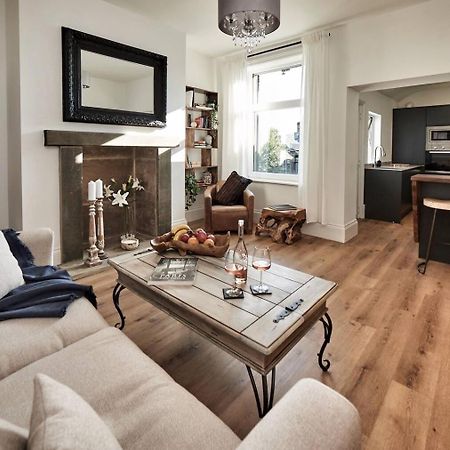 Pendle-Walking-3 Bed- Exec Contractor & Long Stay! Colne  Exterior foto