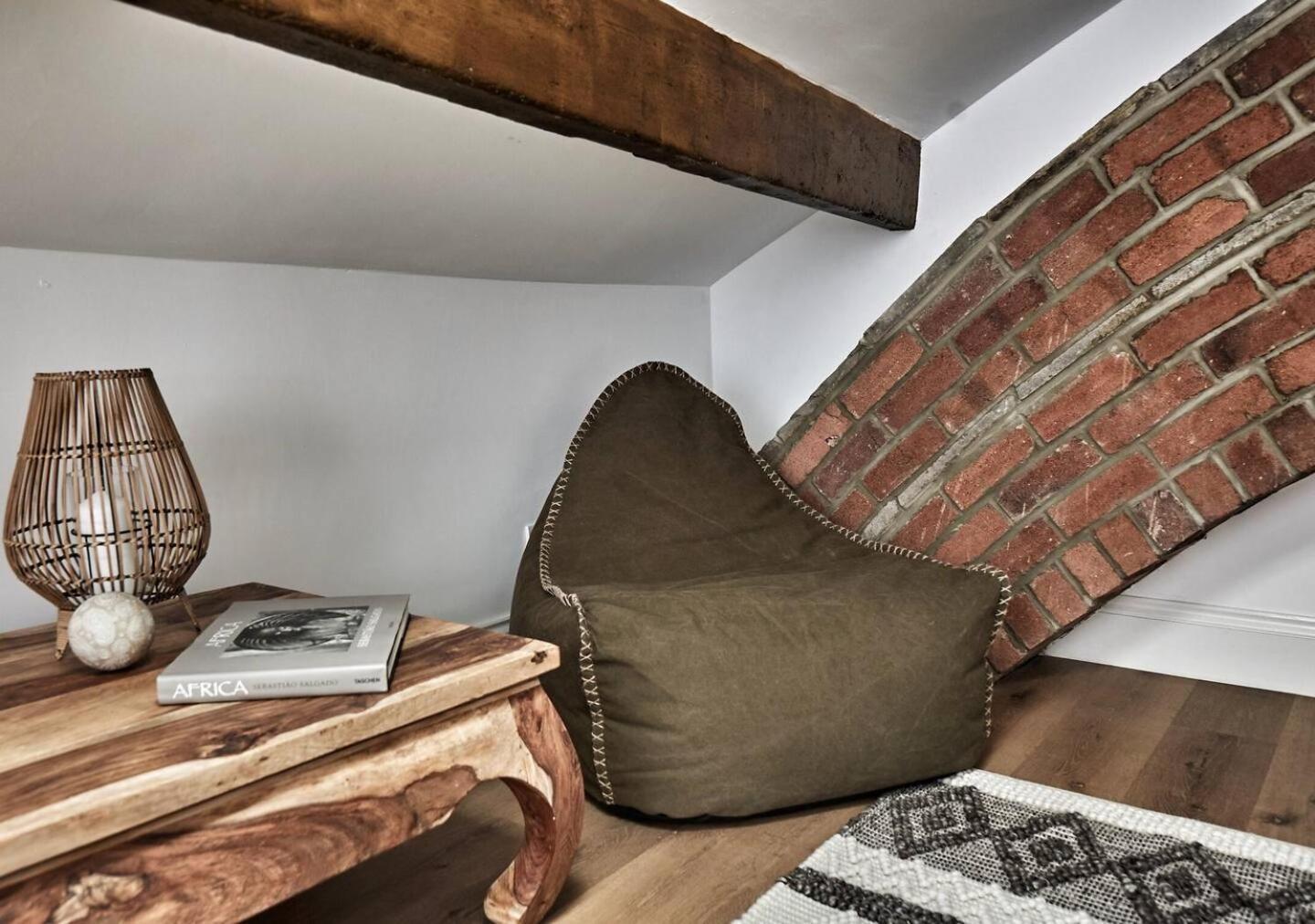 Pendle-Walking-3 Bed- Exec Contractor & Long Stay! Colne  Exterior foto